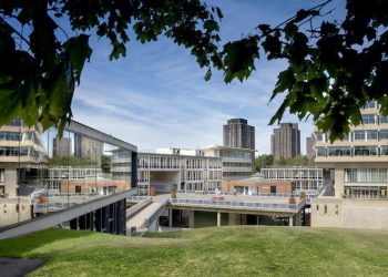 University Of Essex Discounts And Scholarships