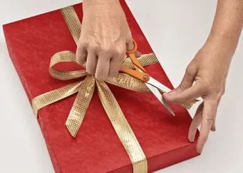 Propose An Idea To Change The World Of Gift Wrapping Competition
