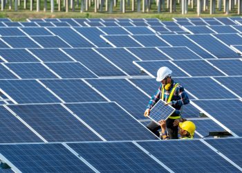 Reduction of Residual Current in Distributed Solar Photovoltaic Systems