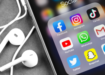 Brand Communication and Social Networking to Achieve Effective Market Saturation