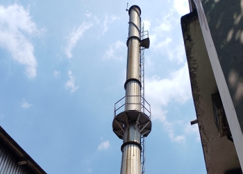 Inspection and cleaning of high-rise chimneys in paint shops